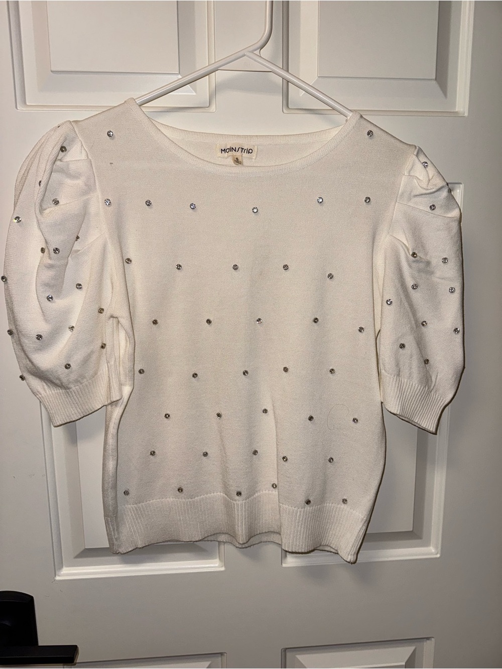 Mainstrip Cream Puff Short Sleeve Sweater with Rhinestone Accents Small